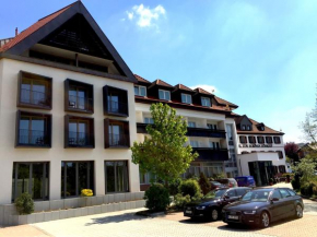  Hotel Zur Schönen Aussicht  Марктайденфельд